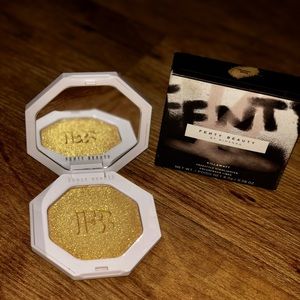 Fenty Beauty KILLAWATT HIGHLIGHTER (Trophy Wife)